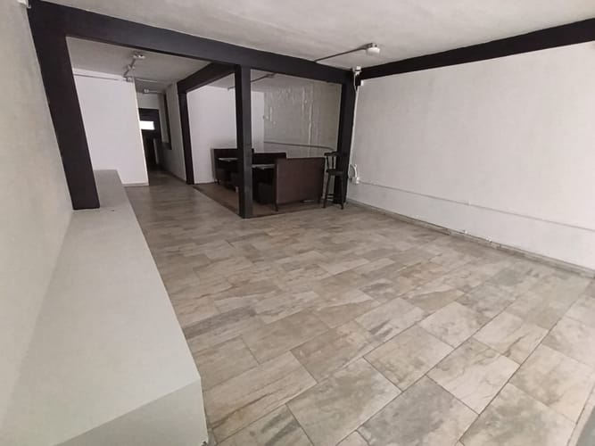 Local en arriendo en Laureles, Medellín, 156 m² · foto 3 de 20