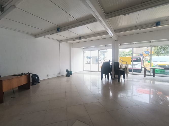 Local en arriendo en Caribe, Medellín, 73 m² · foto 7 de 12