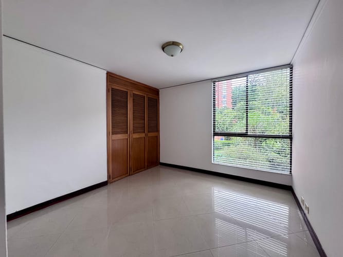 Apartamento de 3 alcobas en arriendo en El Poblado, Medellín, 145 m² · foto 14 de 20