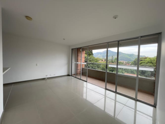 Apartamento de 3 alcobas en venta en Ub Dulazar, La Estrella, 76 m² · foto 5 de 17