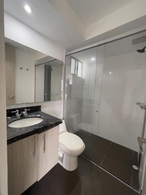 Apartamento de 3 alcobas en venta en Ub Dulazar, La Estrella, 76 m² · foto 8 de 17