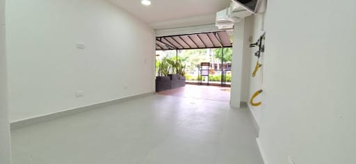 Local en arriendo en Calasanz, Medellín, 34 m² · foto 2 de 5