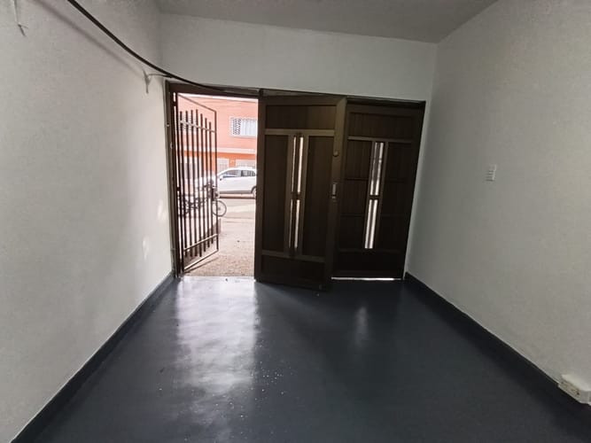 Local en arriendo en Laureles, Medellín, 18 m² · foto 4 de 20