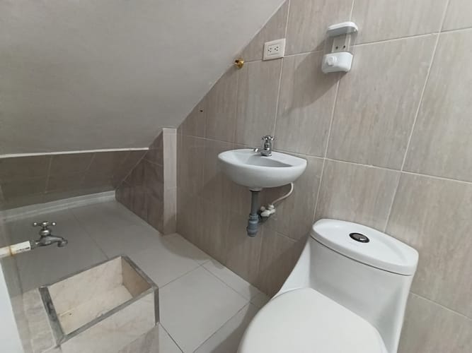 Local en arriendo en Laureles, Medellín, 18 m² · foto 5 de 20