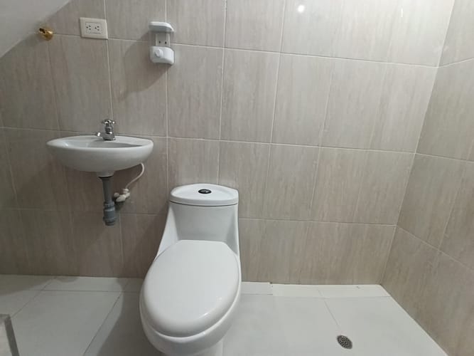 Local en arriendo en Laureles, Medellín, 18 m² · foto 7 de 20