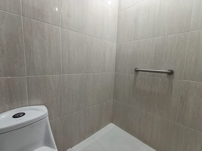 Local en arriendo en Laureles, Medellín, 18 m² · foto 8 de 20