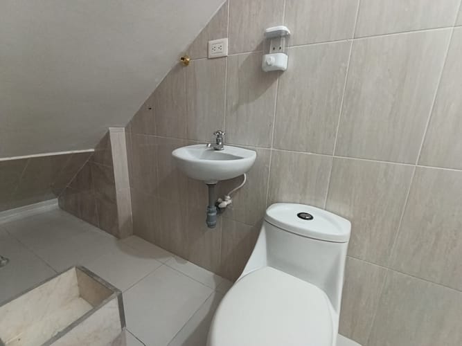Local en arriendo en Laureles, Medellín, 18 m² · foto 13 de 20