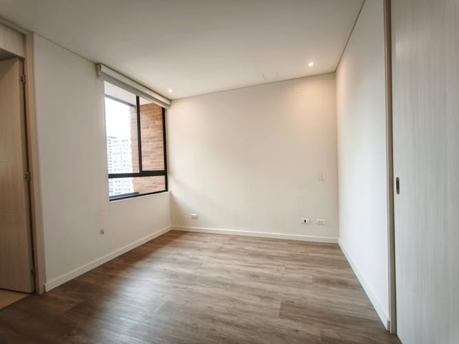 Apartamento de 2 alcobas en venta en Lalinde, Medellín, 86 m² · foto 5 de 18