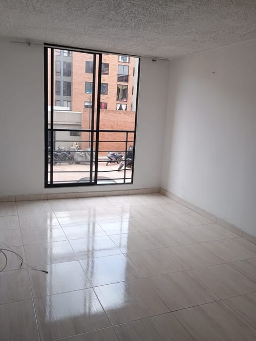 Apartamento de 2 alcobas en arriendo en Zona Centro, Madrid, 48 m² · foto 5 de 5