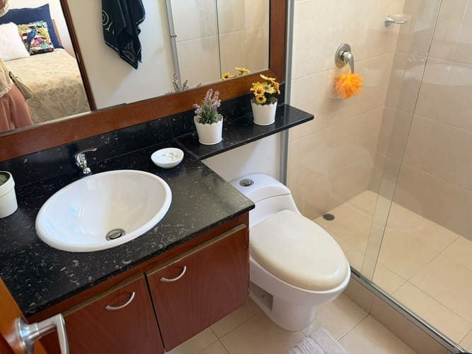 Casa de 3 alcobas en venta en El Poblado, Envigado, 237 m² · foto 13 de 19