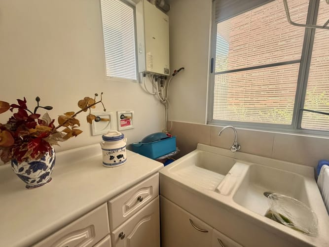 Casa de 3 alcobas en venta en El Poblado, Envigado, 237 m² · foto 19 de 19