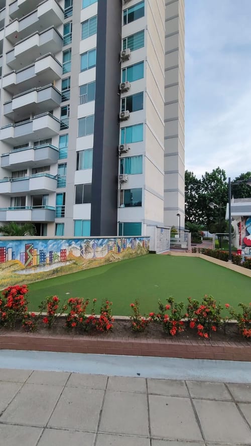 Apartamento de 3 alcobas en venta en Conjunto Residencial Mediterrane Royal, Floridablanca, 100 m² · foto 9 de 12