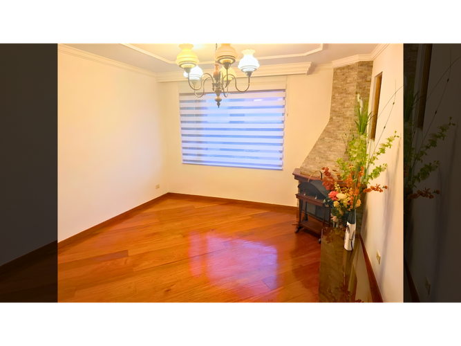 Casa de 3 alcobas en venta en 20 De Julio Sector I, Chía, 160 m² · foto 2 de 24