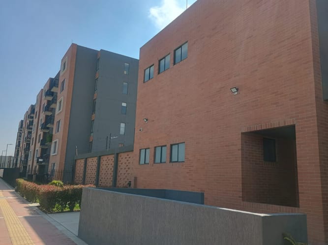Apartamento de 2 alcobas en arriendo en Buenos Aires, Soacha, 51 m² · foto 2 de 20