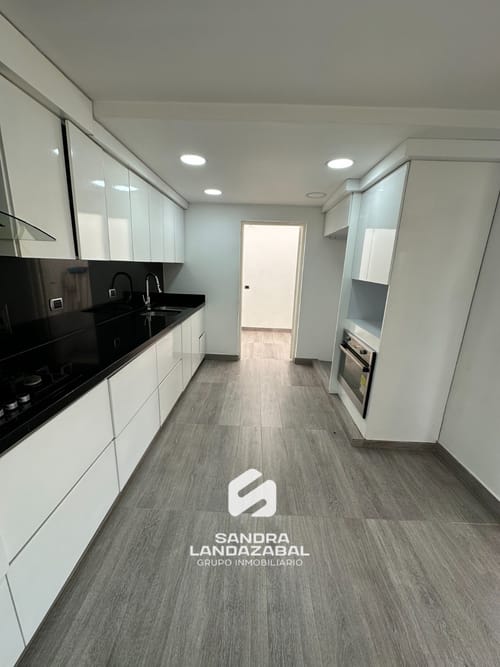 Casa de 5 alcobas en venta en Lagos Del Cacique, Bucaramanga, 339 m² · foto 12 de 24