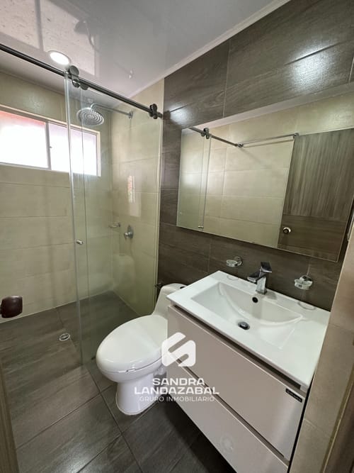Casa de 5 alcobas en venta en Lagos Del Cacique, Bucaramanga, 339 m² · foto 13 de 24