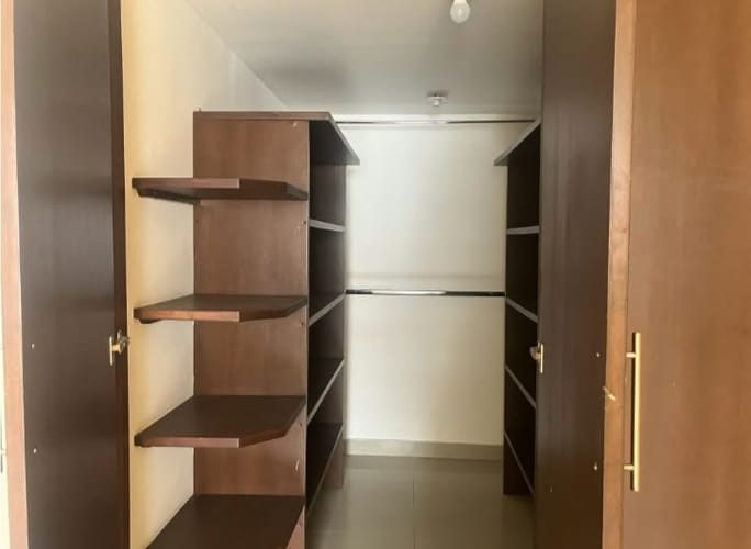 Casa de 6 alcobas en venta en Quintas De Don Simon, Cali, 285 m² · foto 12 de 24