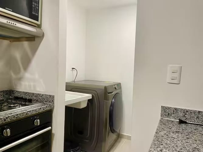 Apartamento de 3 alcobas en venta en Daniel Lemaitre, Cartagena, 75 m² · foto 4 de 17