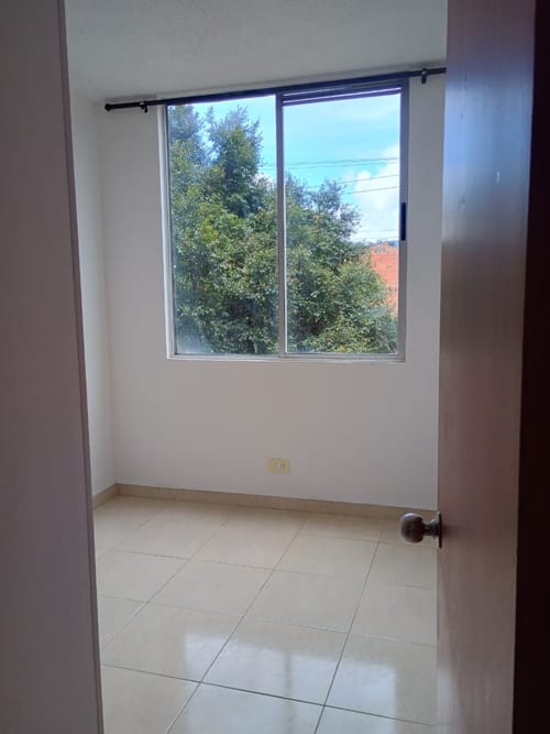 Apartamento de 3 alcobas en arriendo en Fontanar Del Río, Bogotá, 45 m² · foto 11 de 15