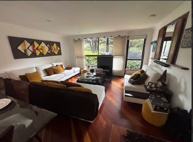 Casa de 3 alcobas en venta en Colina Campestre, Bogotá, 155 m² · foto 2 de 15