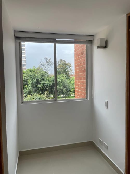 Apartamento de 3 alcobas en venta en Ciudad Salitre Oriental, Bogotá, 70 m² · foto 5 de 12