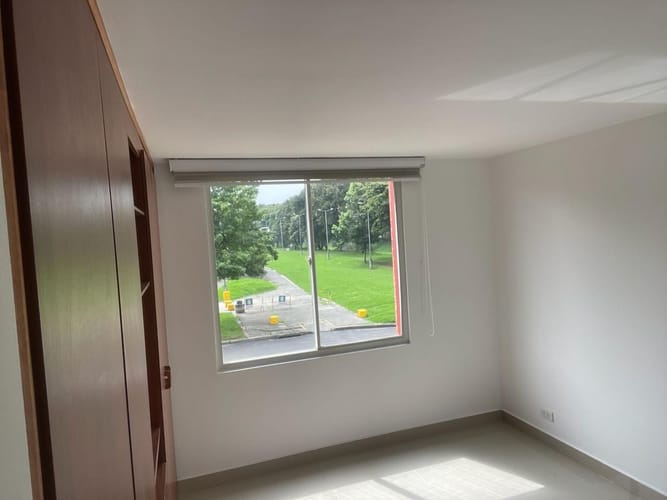 Apartamento de 3 alcobas en venta en Ciudad Salitre Oriental, Bogotá, 70 m² · foto 9 de 12