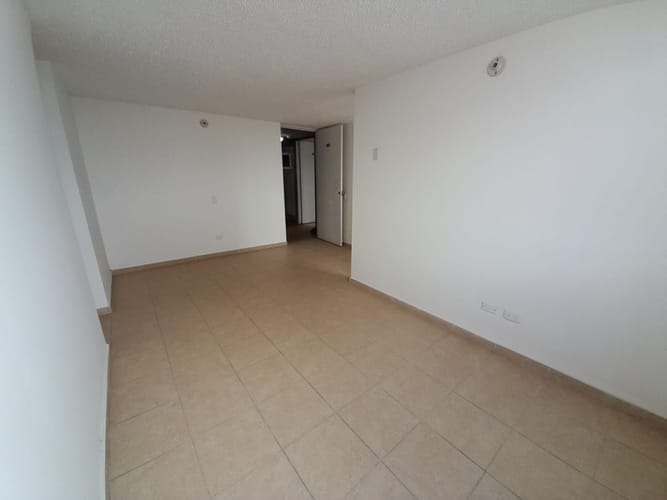 Apartamento de 3 alcobas en arriendo en La Libertad, Bogotá, 41 m² · foto 3 de 14