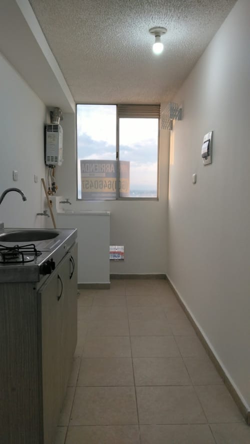 Apartamento de 3 alcobas en arriendo en La Libertad, Bogotá, 41 m² · foto 6 de 14