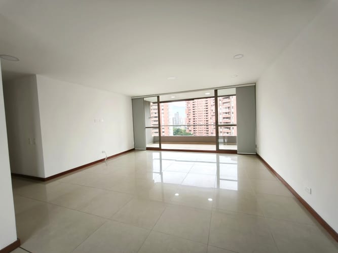 Apartamento de 4 alcobas en venta en Los Balsos, Medellín, 137 m² · foto 7 de 20