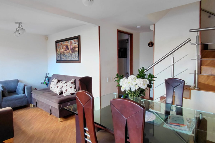 Casa de 3 alcobas en venta en Ciudad Salitre, Bogotá, 100 m² · foto 3 de 24