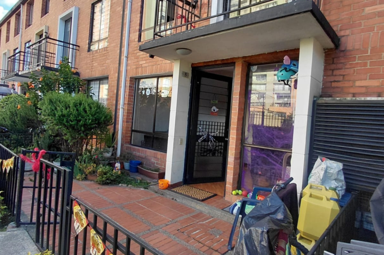 Casa de 3 alcobas en venta en Ciudad Salitre, Bogotá, 100 m² · foto 20 de 24