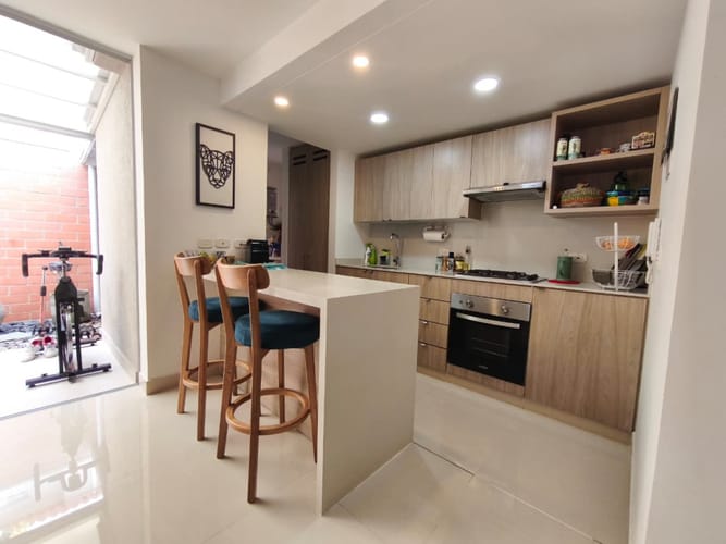 Casa de 3 alcobas en venta en Ciudad Country, Jamundí, 101 m² · foto 4 de 24