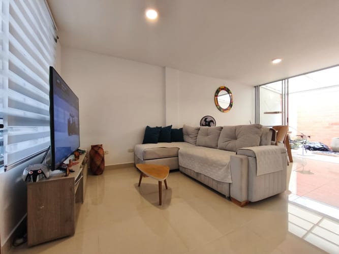 Casa de 3 alcobas en venta en Ciudad Country, Jamundí, 101 m² · foto 9 de 24