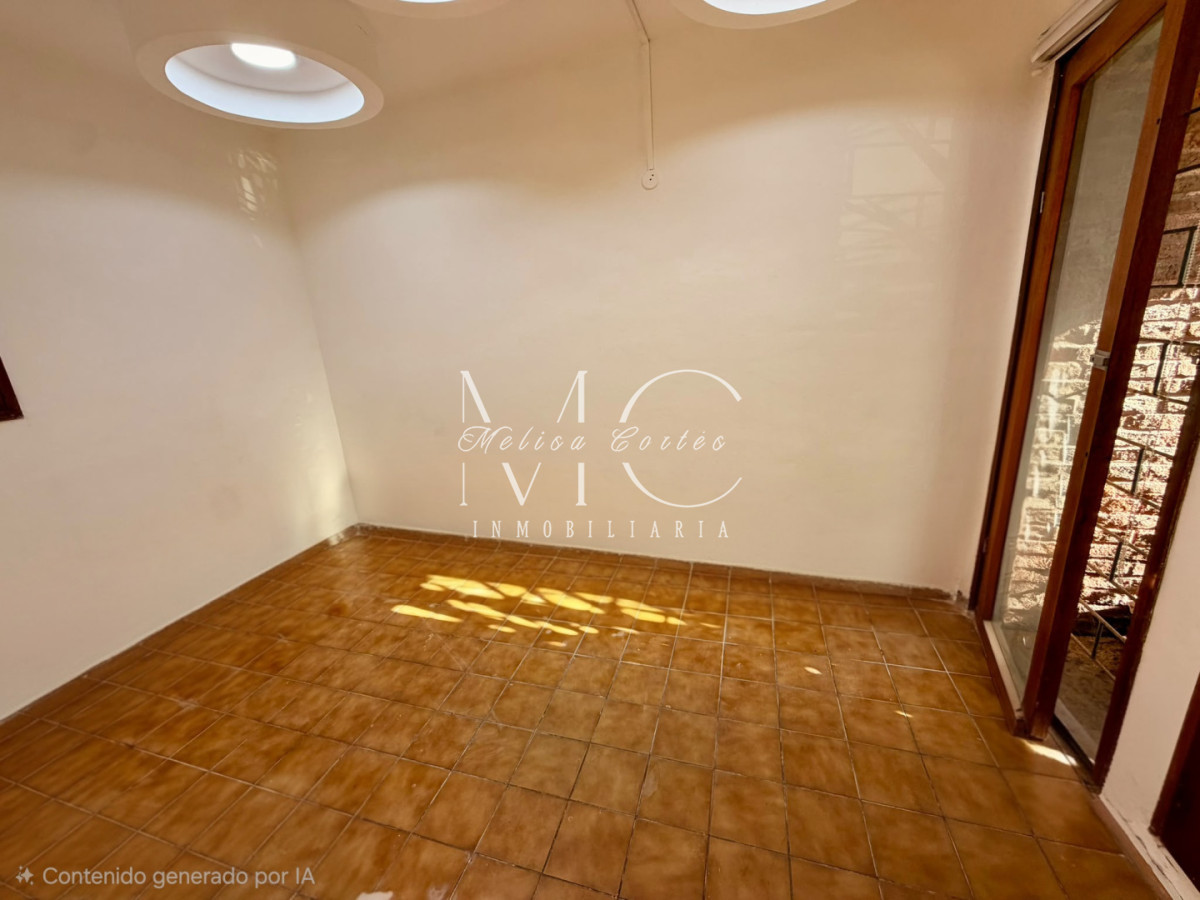 Casa en alquiler anual en el centro de Maldonado, ideal para comercio · Foto 4