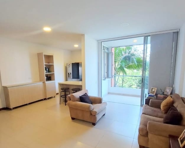 Apartamento de 3 alcobas en venta en Las Brujas, Envigado, 92 m² · foto 3 de 24