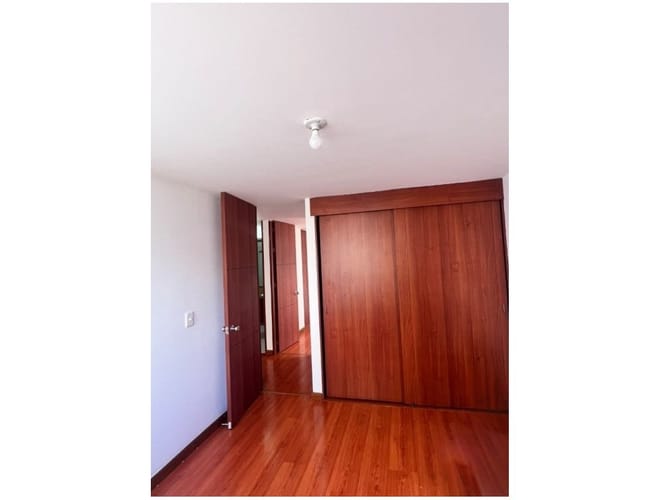 Apartamento de 3 alcobas en venta en Cantalejo, Bogotá, 69 m² · foto 5 de 10