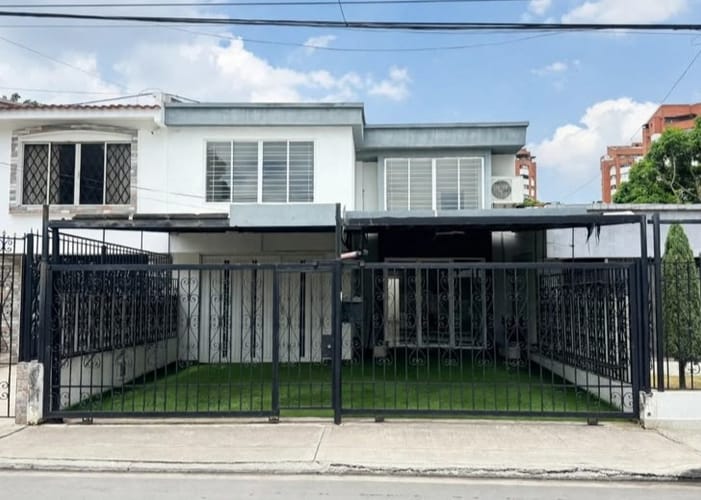 Casa de 6 alcobas en venta en Quintas De Don Simon, Cali, 285 m² · foto 23 de 24