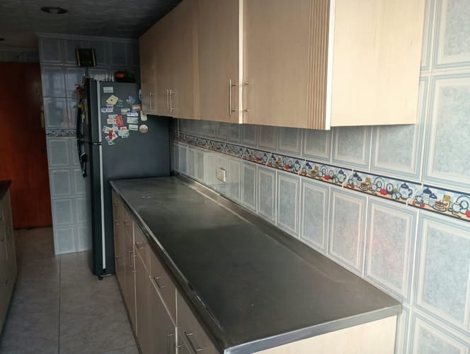 Apartamento de 3 alcobas en venta en El Pinal, Medellín, 144 m² · foto 3 de 23