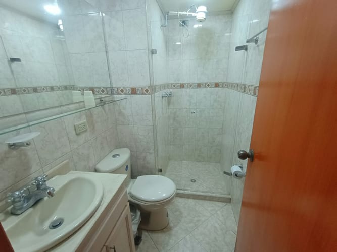 Apartamento de 3 alcobas en venta en El Pinal, Medellín, 144 m² · foto 12 de 23