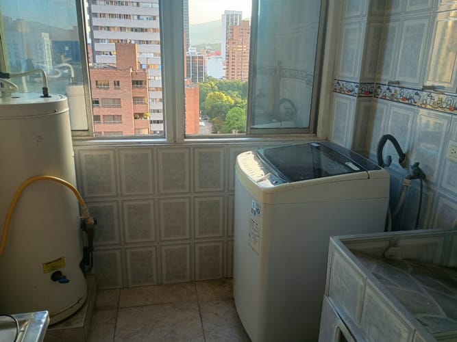 Apartamento de 3 alcobas en venta en El Pinal, Medellín, 144 m² · foto 20 de 23