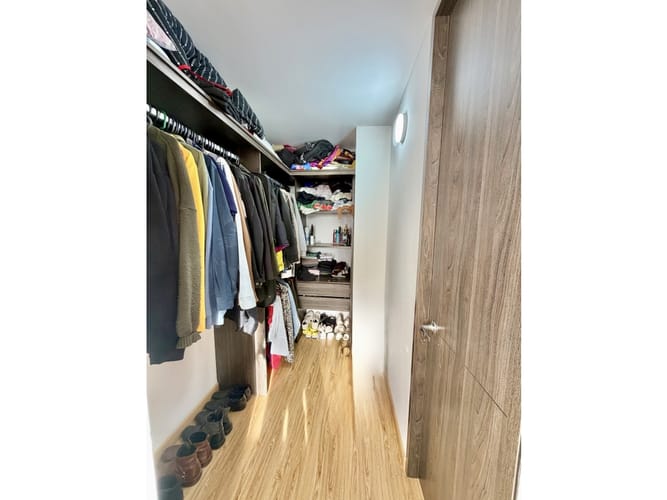 Apartamento de 3 alcobas en venta en Prado Veraniego, Bogotá, 69 m² · foto 11 de 17
