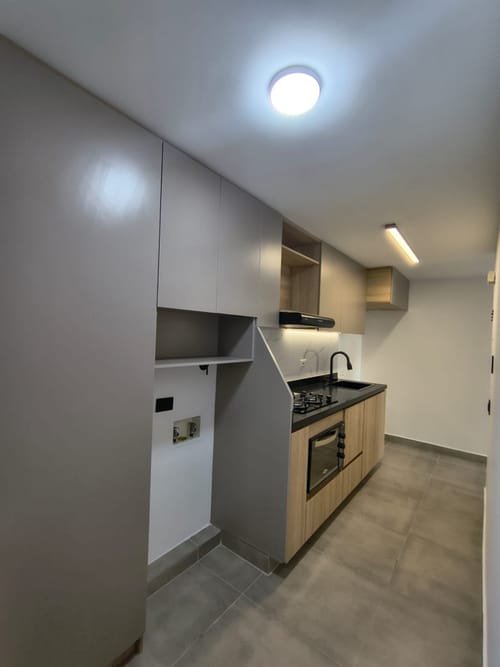 Apartamento de 2 alcobas en arriendo en La Aguacatala, Medellín, 78 m² · foto 3 de 17