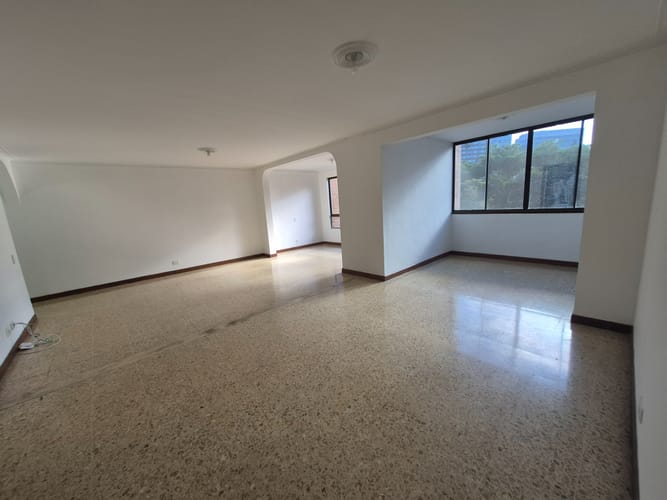 Apartamento de 3 alcobas en venta en El Poblado, Medellín, 137 m² · foto 16 de 19