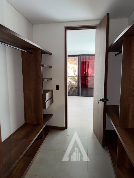 Apartamento de 1 alcoba en arriendo en Los Naranjos, Medellín, 87 m² · foto 9 de 24