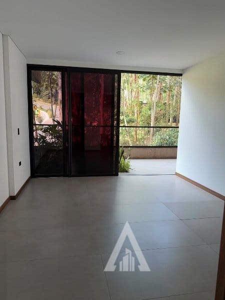 Apartamento de 1 alcoba en arriendo en Los Naranjos, Medellín, 87 m² · foto 12 de 24