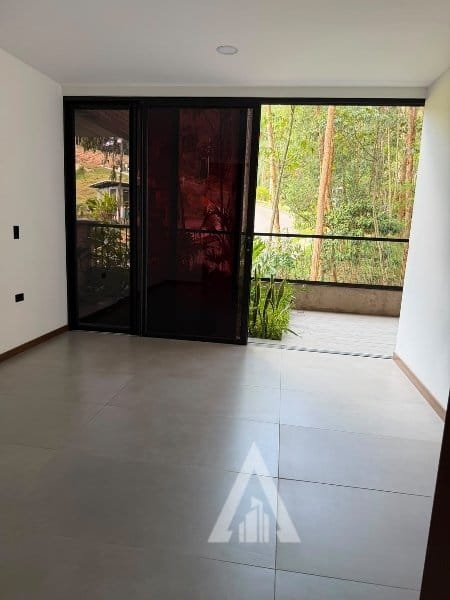 Apartamento de 1 alcoba en arriendo en Los Naranjos, Medellín, 87 m² · foto 14 de 24