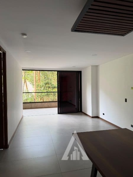 Apartamento de 1 alcoba en arriendo en Los Naranjos, Medellín, 87 m² · foto 17 de 24