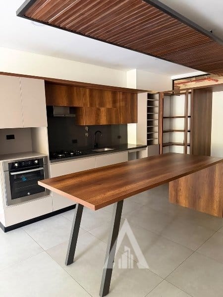 Apartamento de 1 alcoba en arriendo en Los Naranjos, Medellín, 87 m² · foto 21 de 24