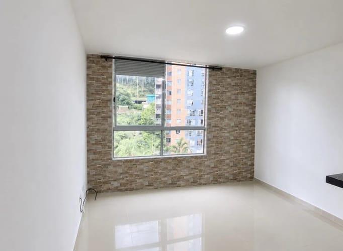 Apartamento de 2 alcobas en venta en Loreto, Medellín, 36 m² · foto 2 de 10
