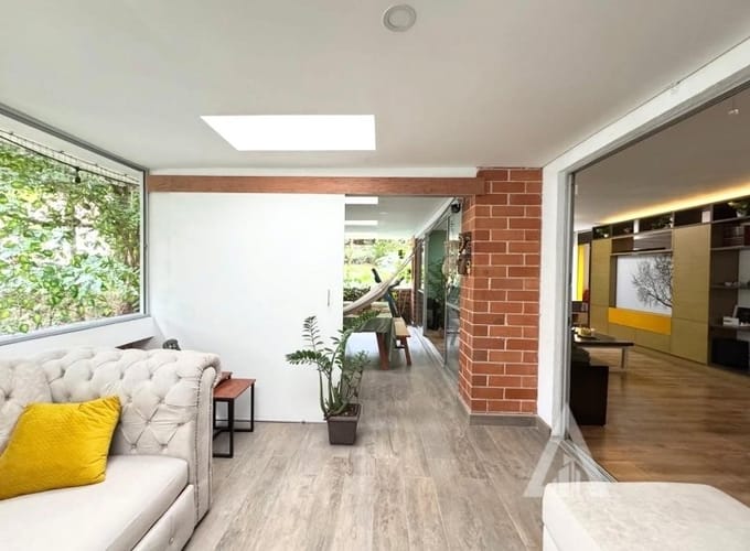 Apartamento de 2 alcobas en venta en Cumbres, Envigado, 124 m² · foto 13 de 19